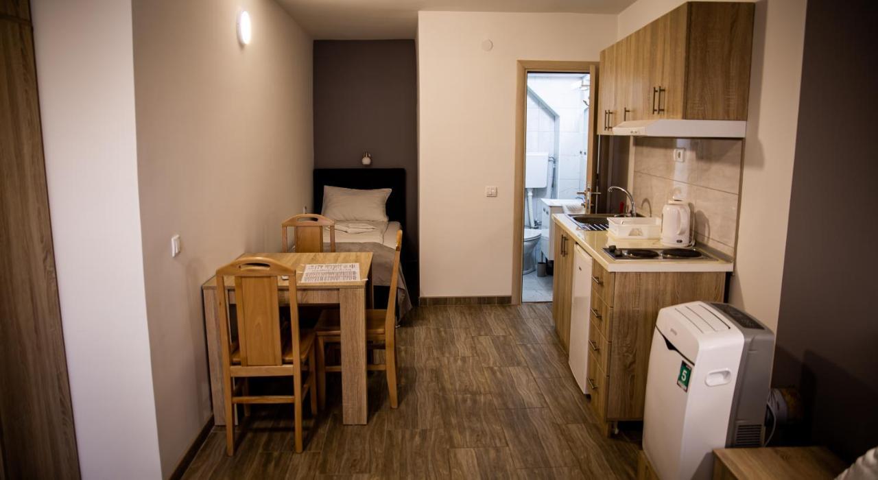 S&M Apartmani โซโคบานยา ภายนอก รูปภาพ