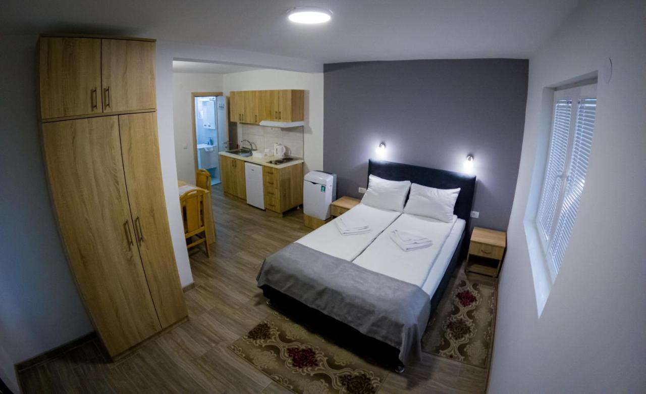 S&M Apartmani โซโคบานยา ภายนอก รูปภาพ